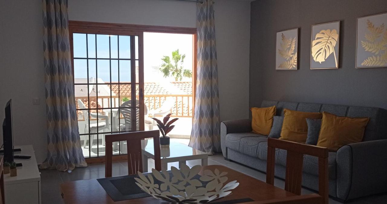 Hc Home Abroad Costa Adeje 外观 照片